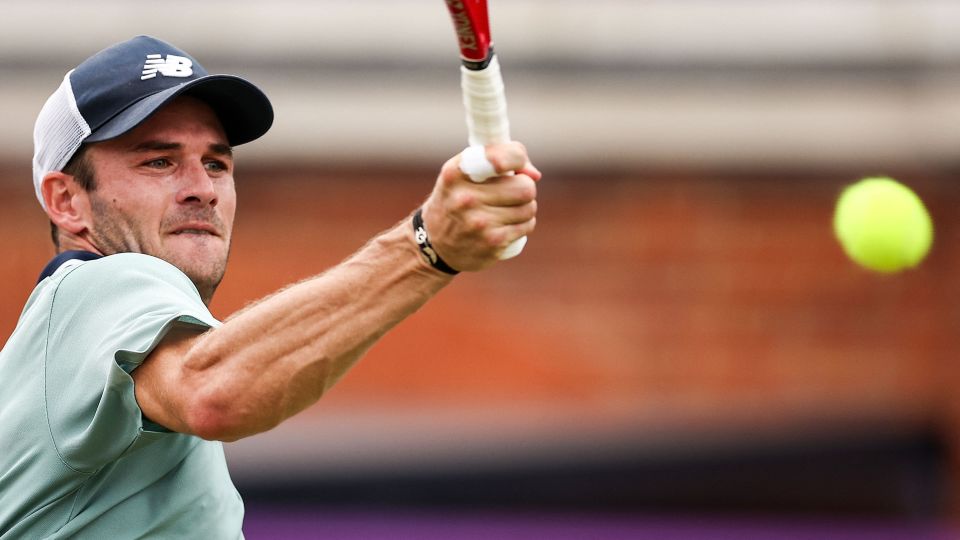 而亚洲男排 而亚洲男排