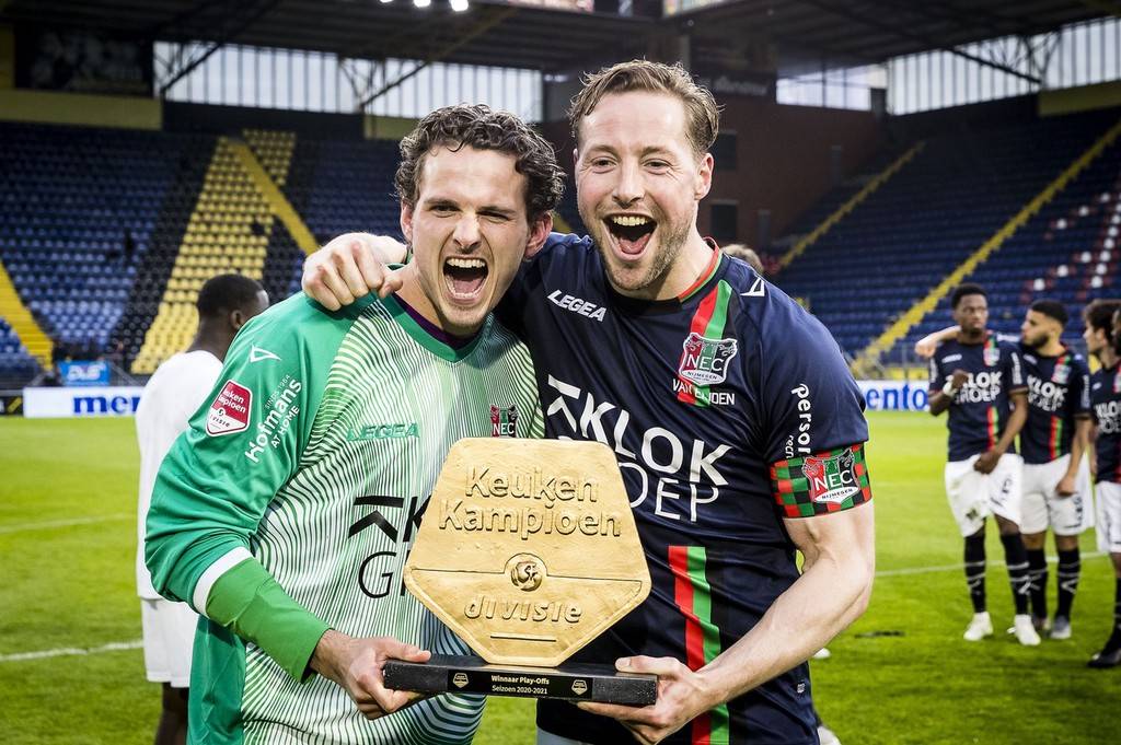 取决于三个 取决于三个