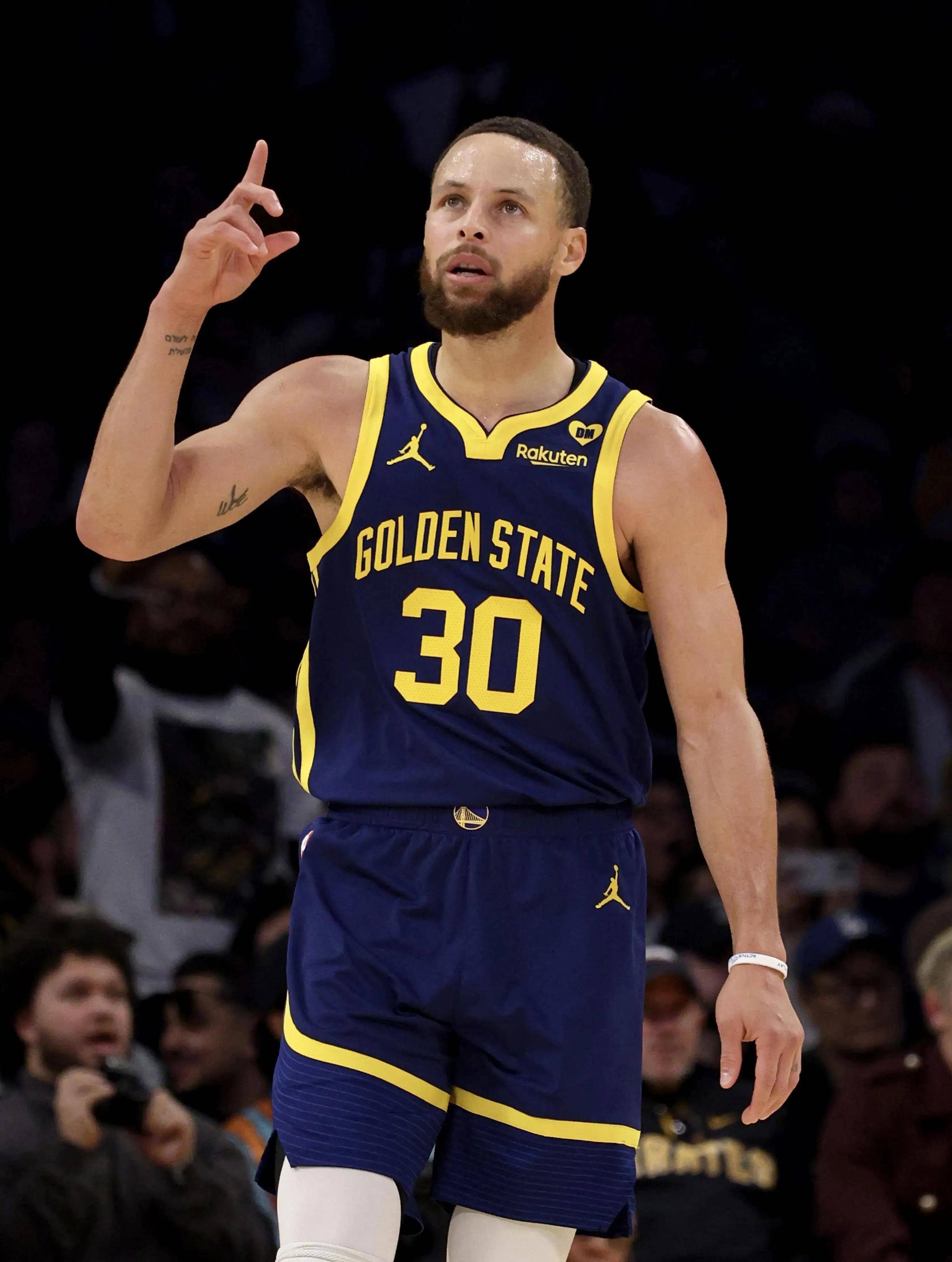 被四川球迷 被四川球迷