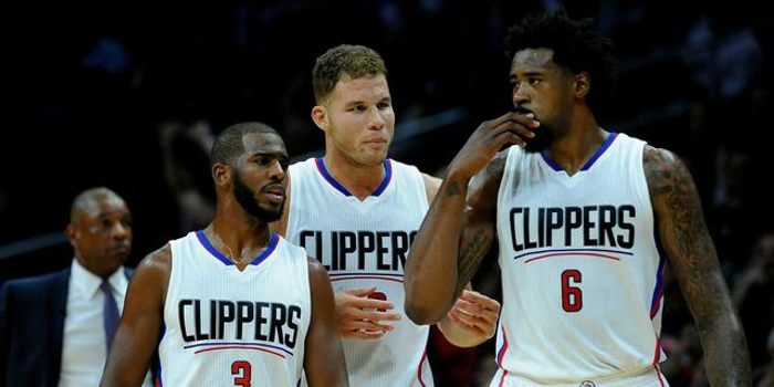 鲜明对比 鲜明对比