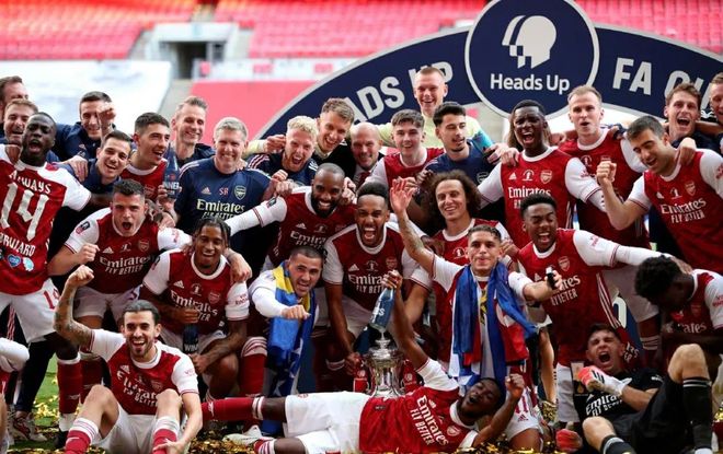 看似一夜热 看似一夜热